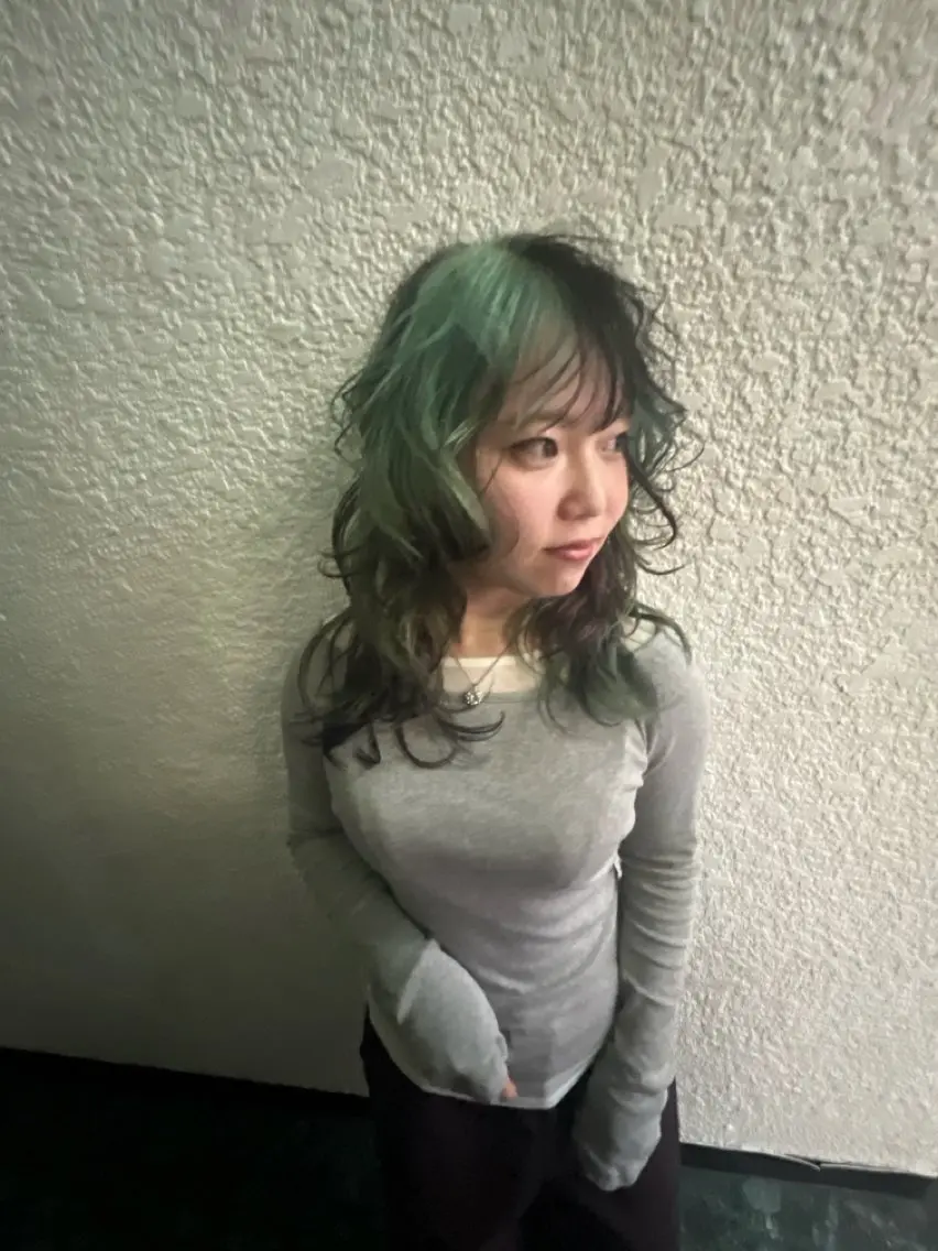 ショート カラー 💖艶ハイトーン髪質 改善💖ケンシンのヘアスタイル