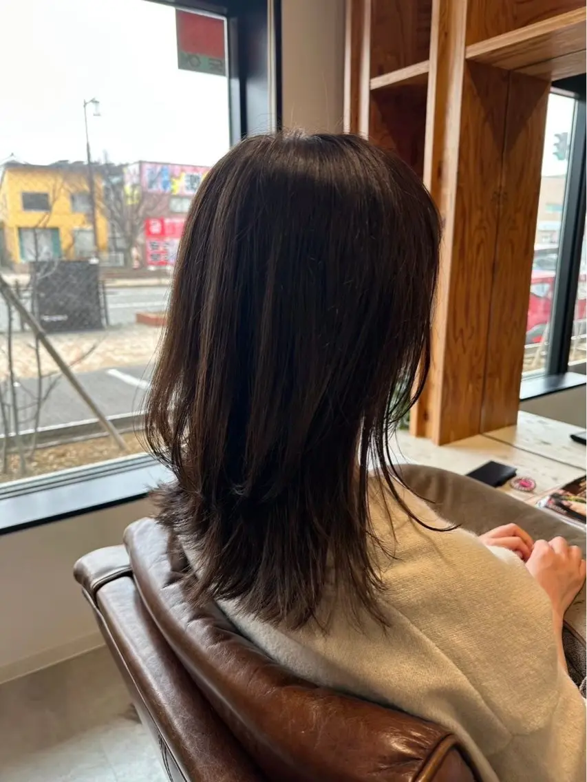 ロング 韓国風ヘア レイヤーカット アオキ ミウのヘアスタイル
