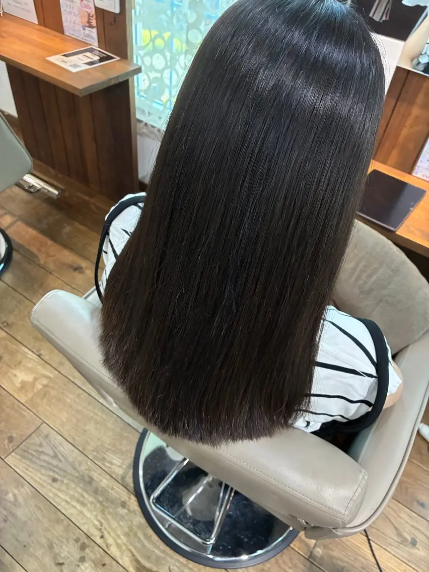 ロング 山口 千歌のヘアスタイル