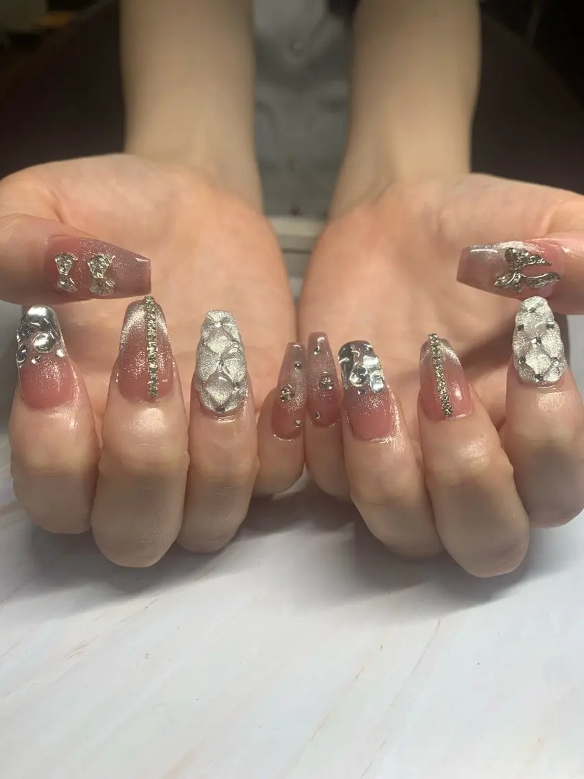 ネイル akina nailsのネイルデザイン