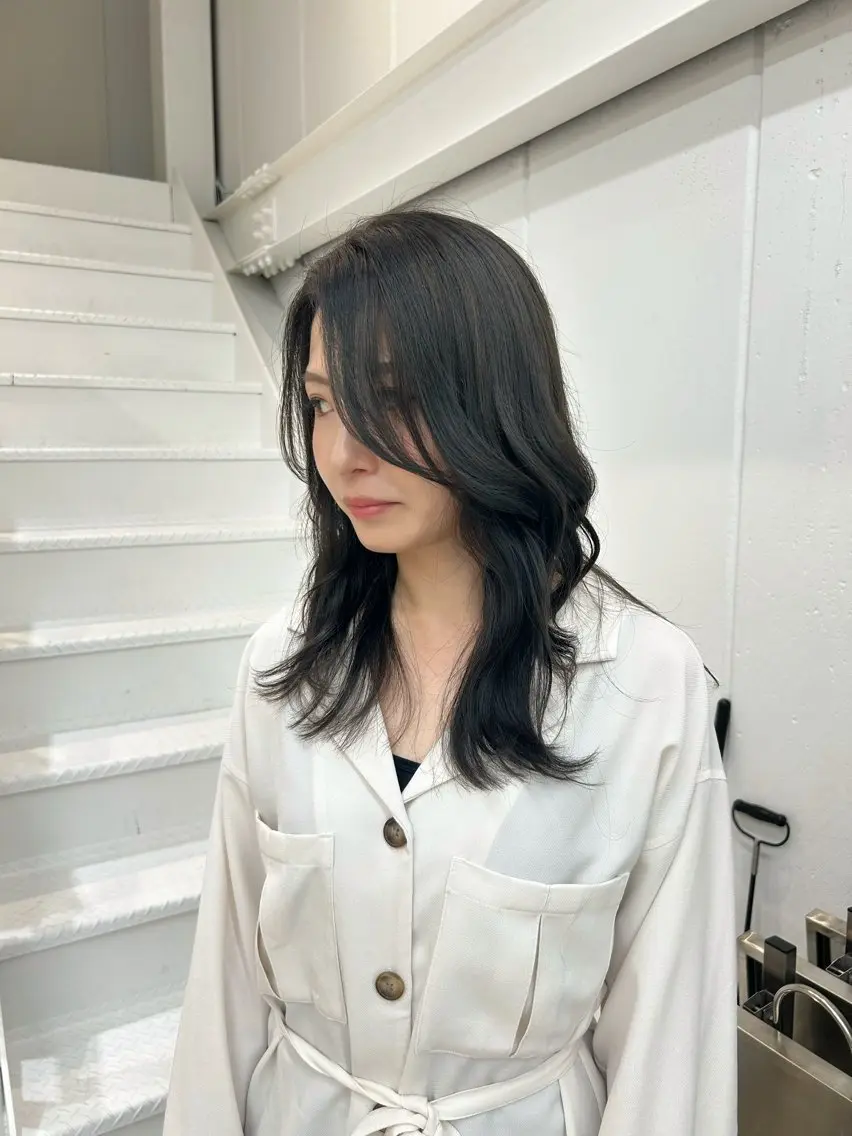 セミロング カラー グレージュ enif るいのヘアスタイル