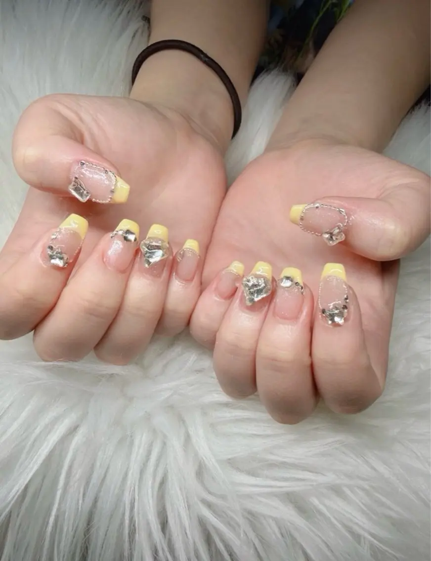 ネイル フレンチネイル グラデーション 韓国ネイル マグネットネイル ミラーネイル ハンドネイル REI nailのネイルデザイン