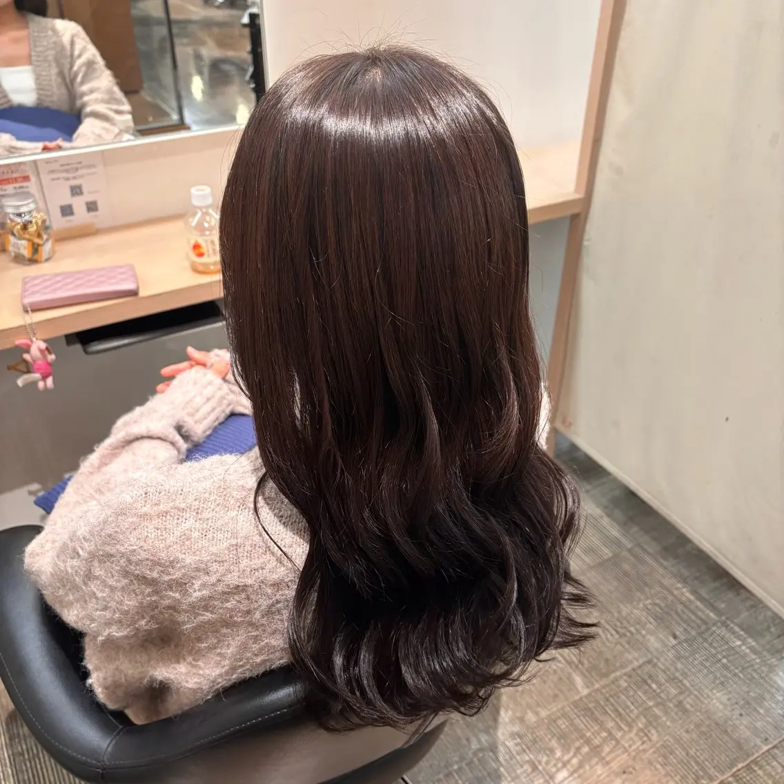 ワンカラー＋カット（ロング）の写真