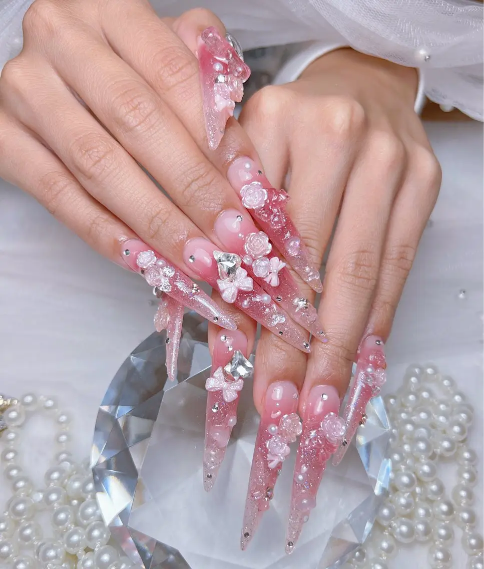 ネイル アートネイル オーロラネイル チークネイル 長さ出し フットネイル Miya _nailのネイルデザイン
