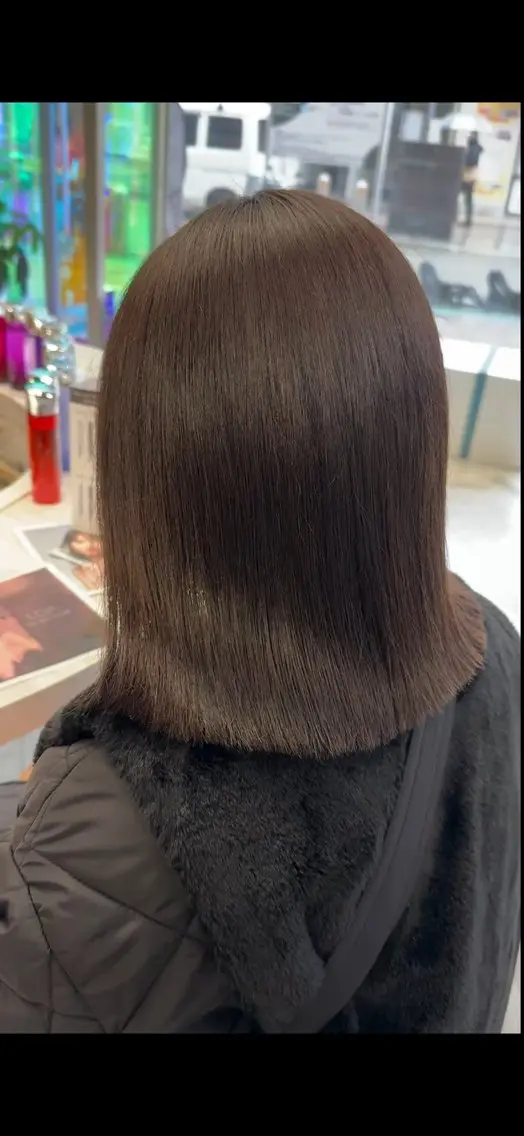 カラー ブリーチ ケアブリーチ デザインカラー ダブルカラー イヤリングカラー 酸性ストレート /ハイトーン/つばさのヘアスタイル