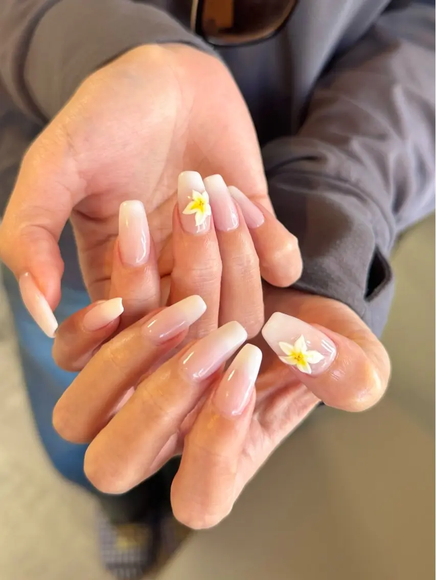 ネイル アートネイル ハンドネイル NailByua 武蔵新城徒歩4分のネイルデザイン