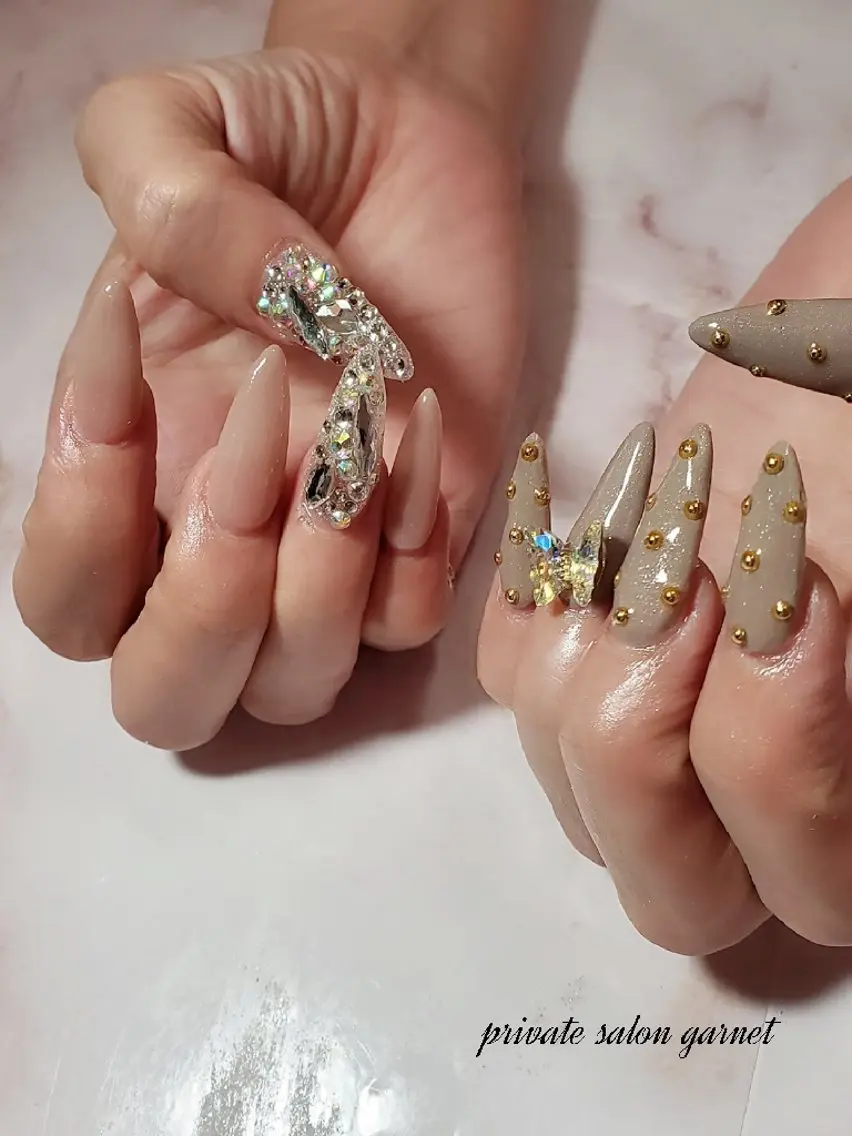 ネイル キラキラネイル Garnet nailのネイルデザイン