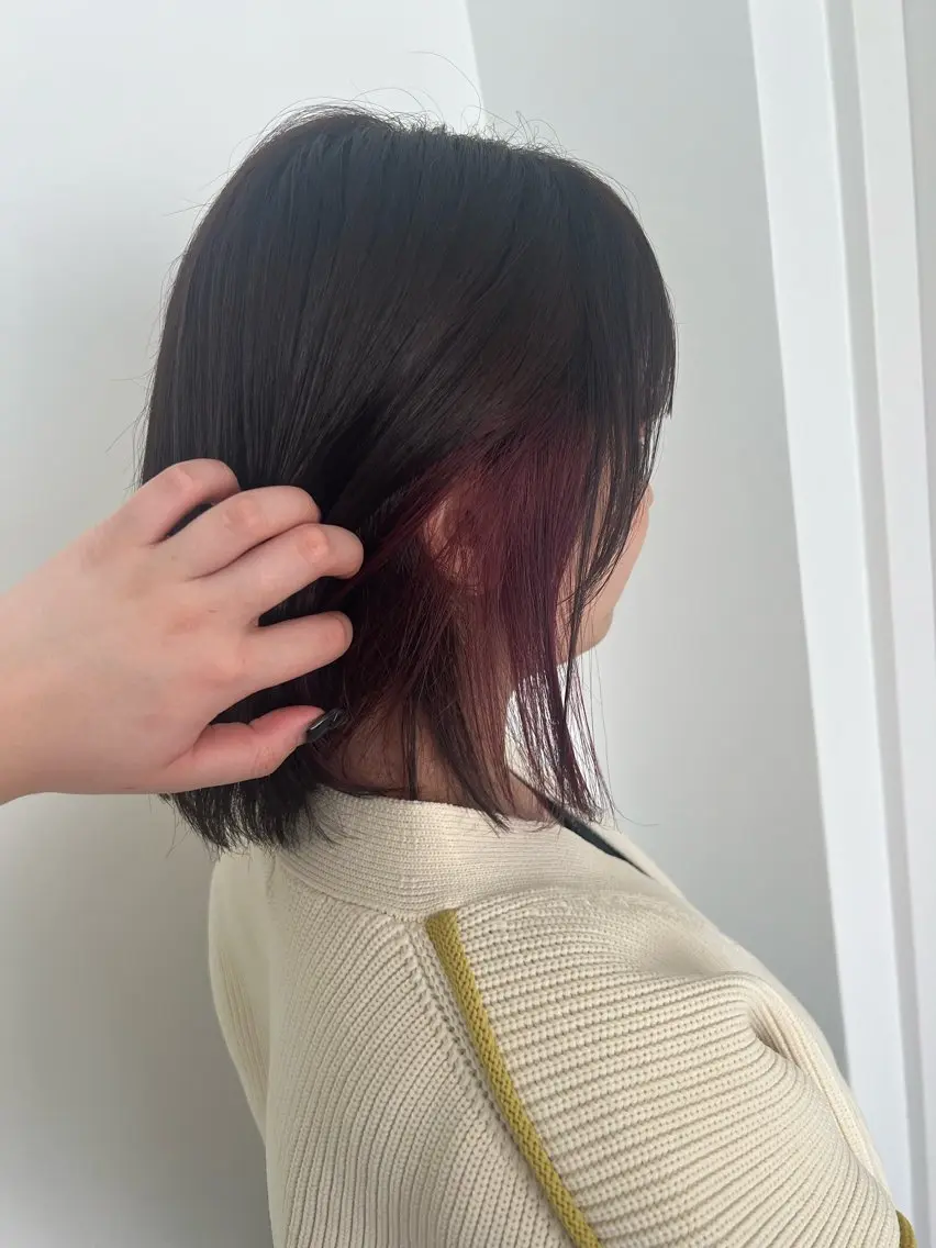 ミディアム カラー 暗髪🩶ラベンダー/ ブルー/ユウナ🤍のヘアスタイル