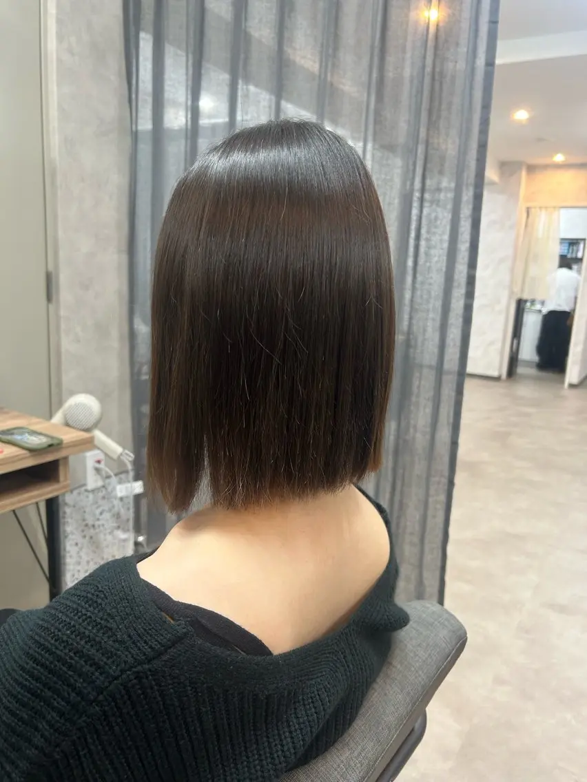 ミディアム カット 縮毛矯正 VIE.ORNER 土気🍀小岩井樹のヘアスタイル