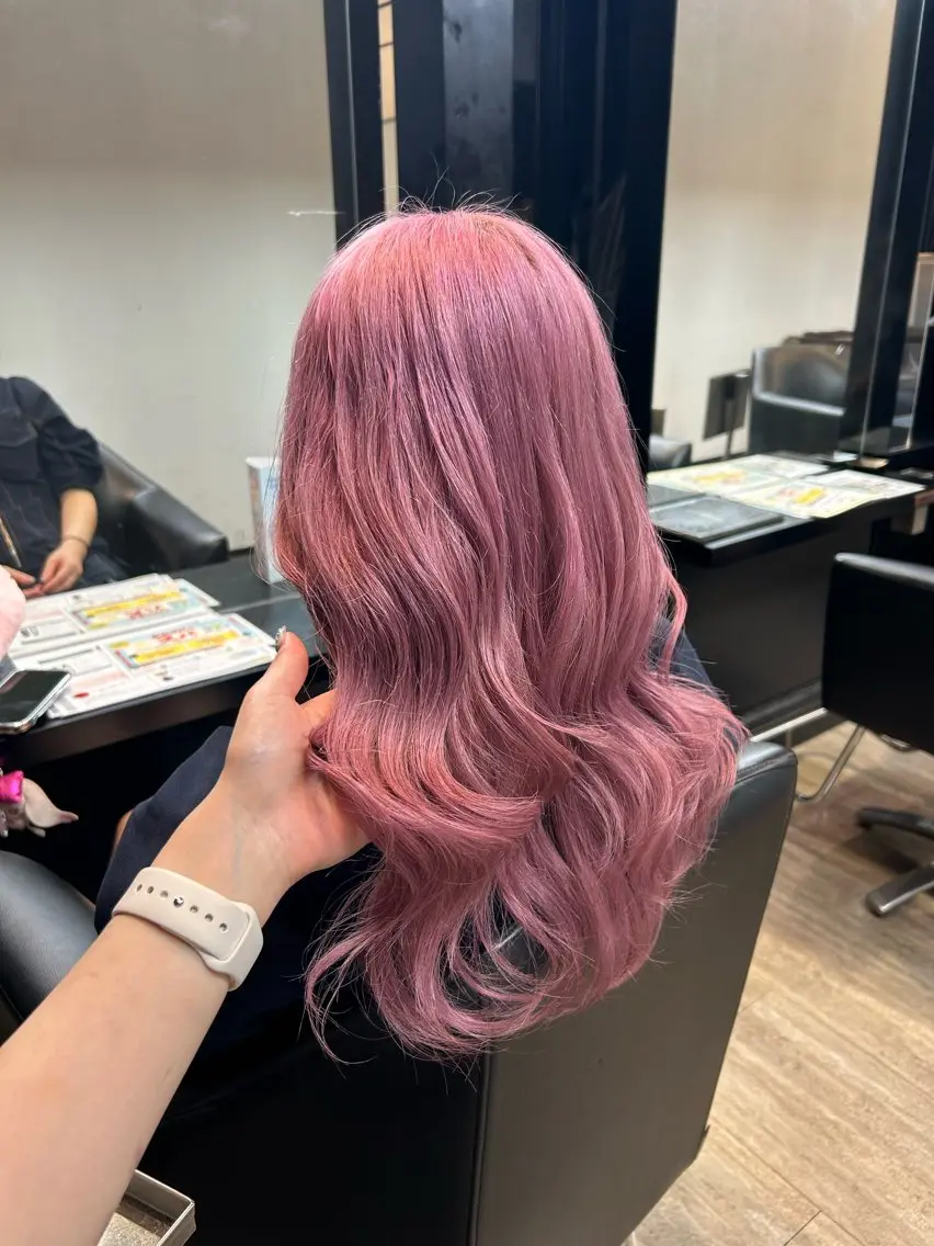 セミロング ヘアカラー トリートメント ishizuka toaのヘアスタイル