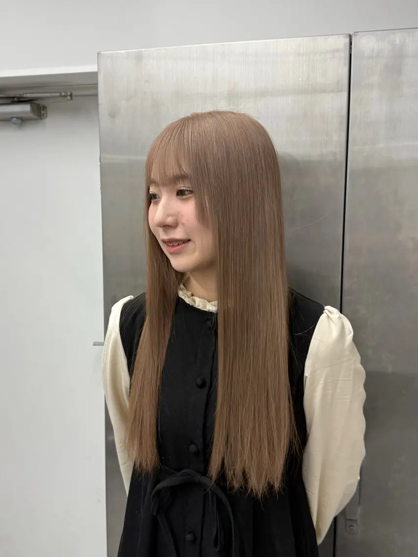 セミロング カラー ブロンド ピンクカラー ヘアカラー トリートメント 【🥀履歴修正🥀】 ハイトーン職人/拓真のヘアスタイル