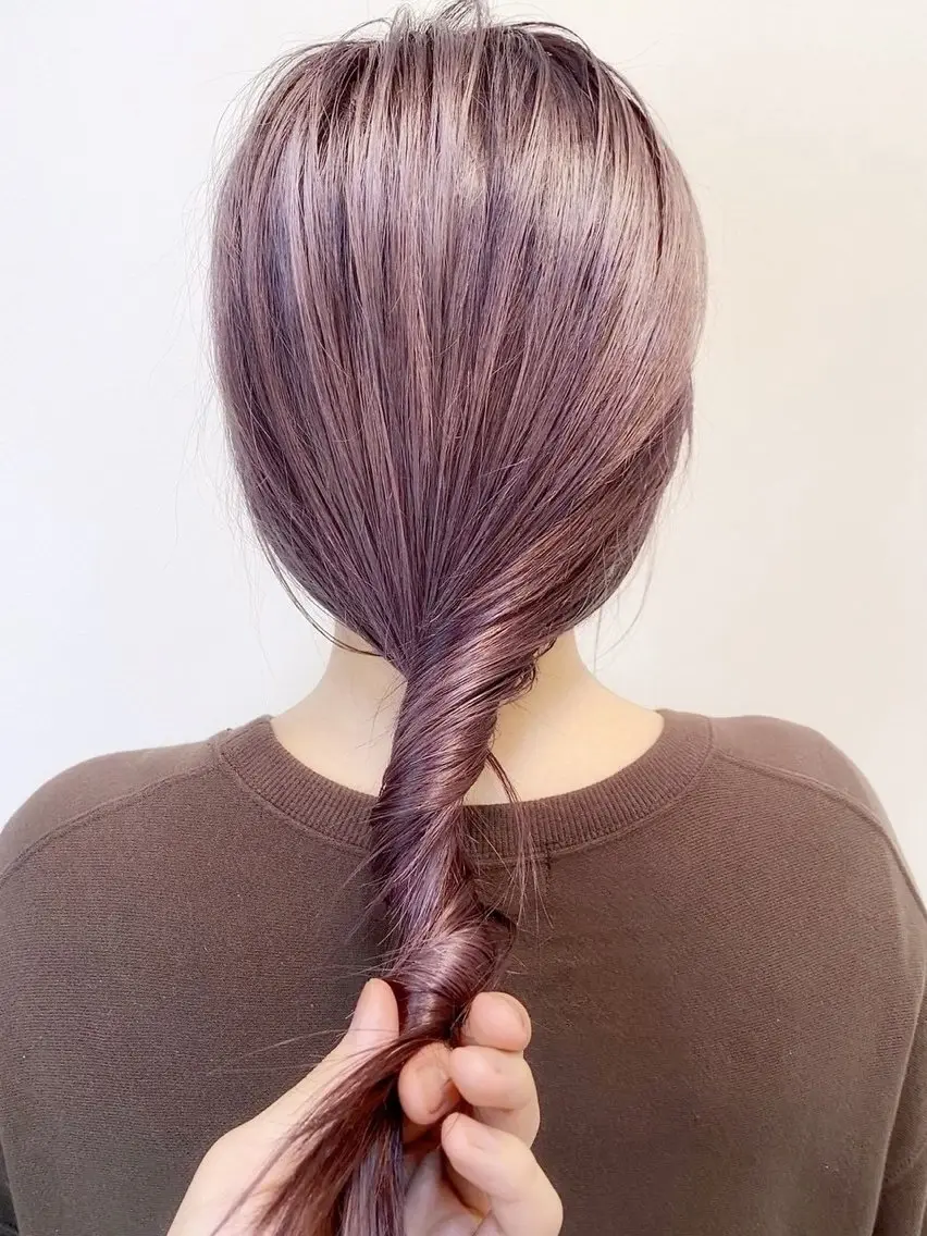 セミロング レイヤーカット 川田くるみのヘアスタイル