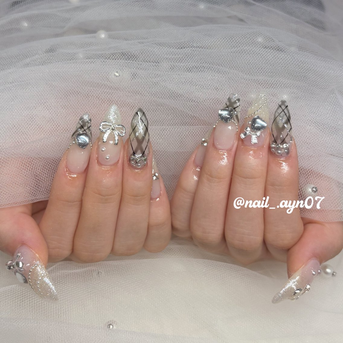 ネイル ハンドネイル Yveil  横浜店 Ayanaのネイルデザイン