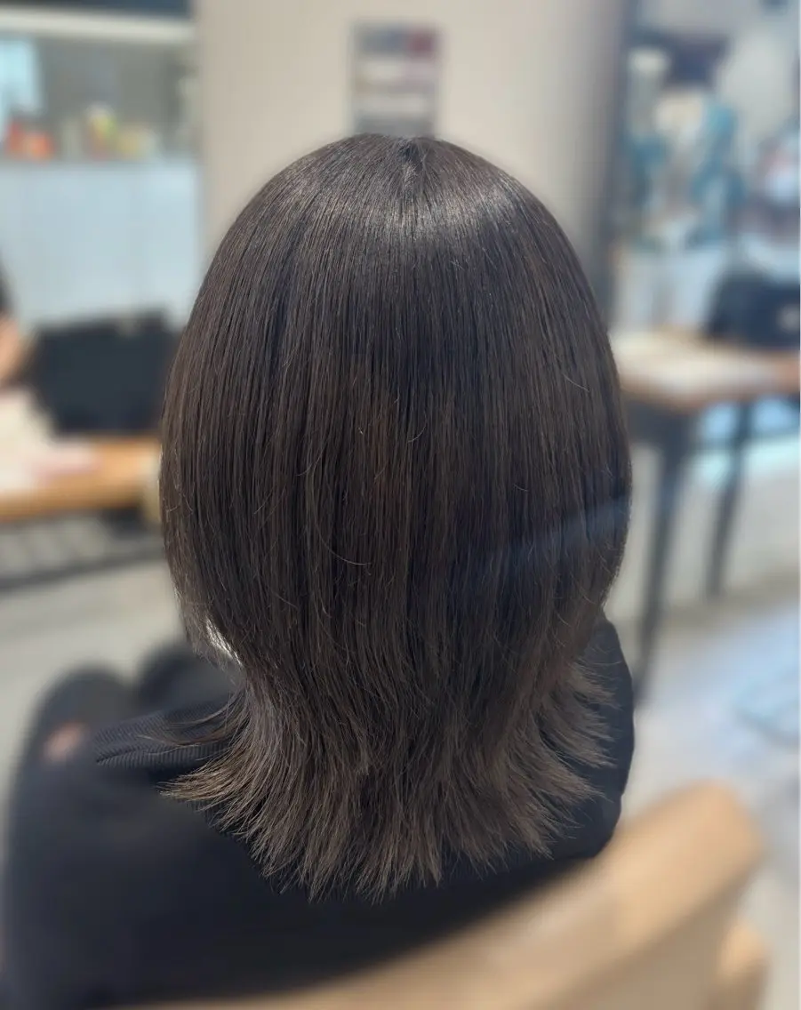 ミディアム ヘアカラー 彦坂 優月のヘアスタイル