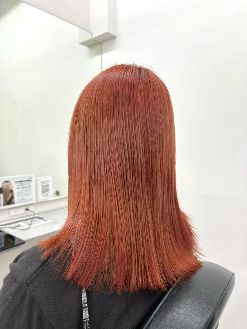 ミディアム カラー ヘアアレンジ ヘアカラー トリートメント 李奈🌼レイヤー/ 透明感ブリーチカラーのヘアスタイル