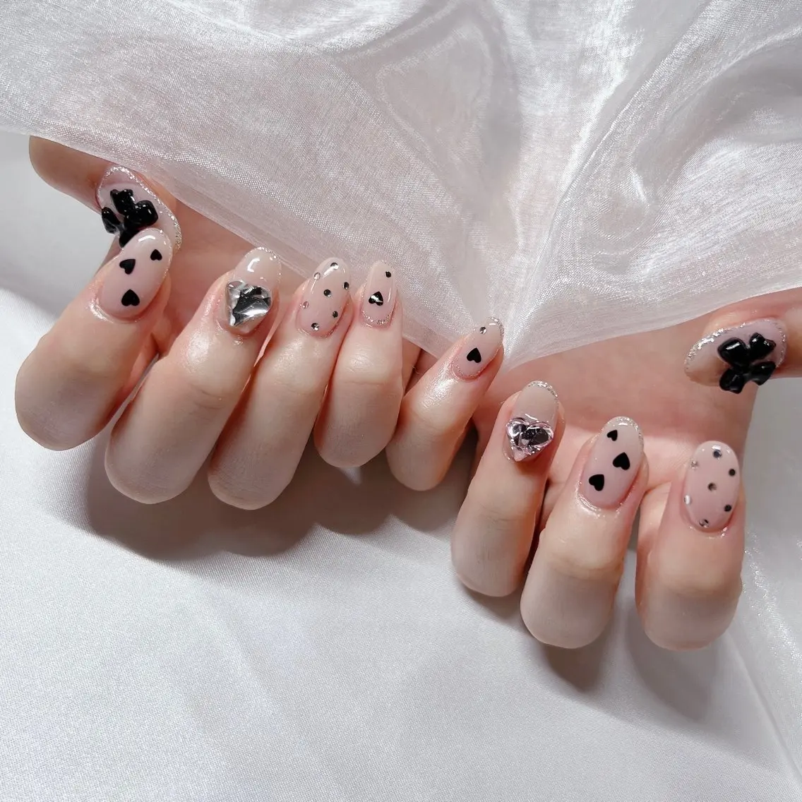 ネイル ジェルネイル 韓国ネイル マグネットネイル 持ち込み ニュアンスネイル ハンドネイル nail salon Rewardのネイルデザイン