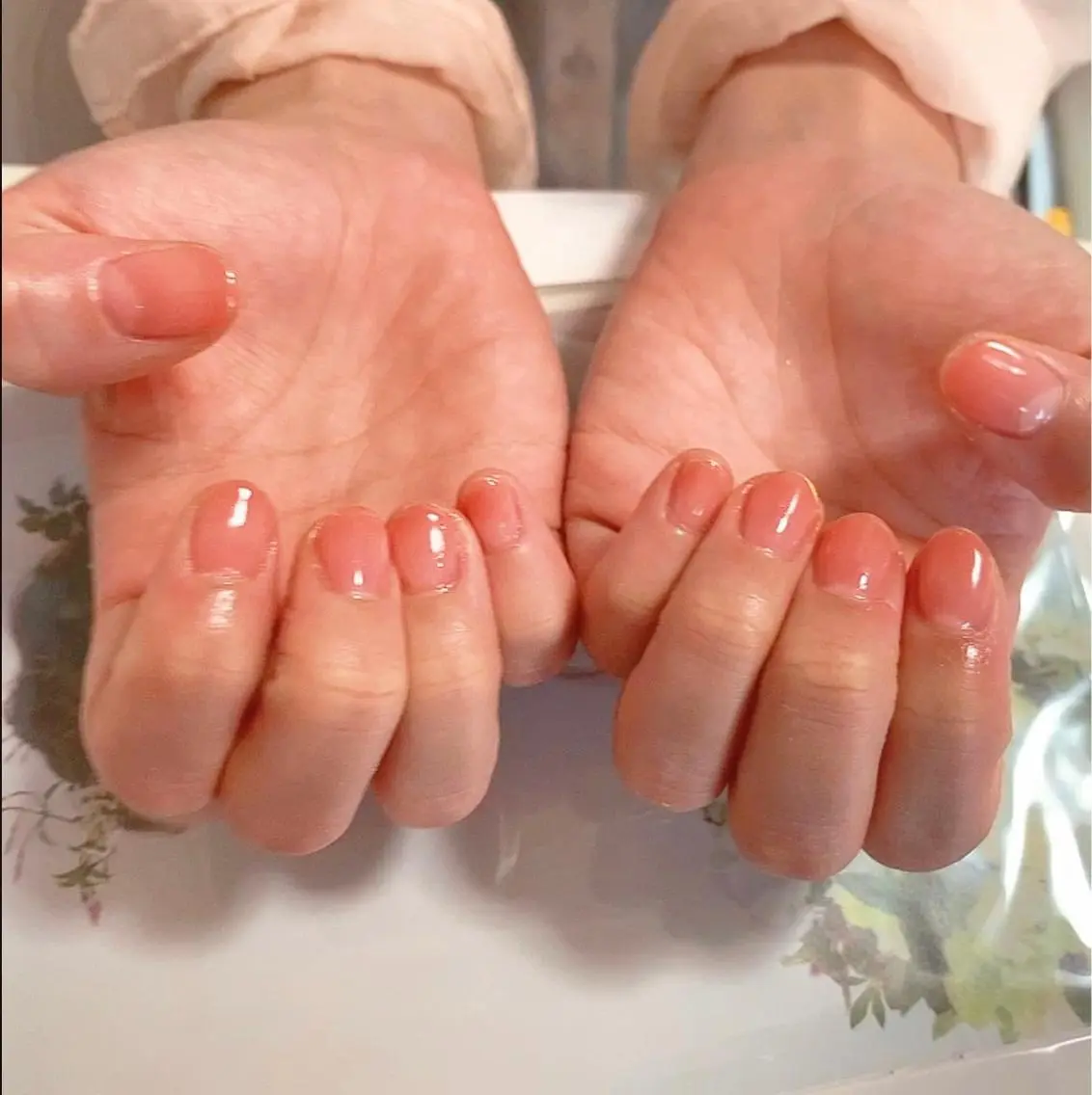 ネイル オーロラネイル ミラーネイル CIEL ☺︎のネイルデザイン