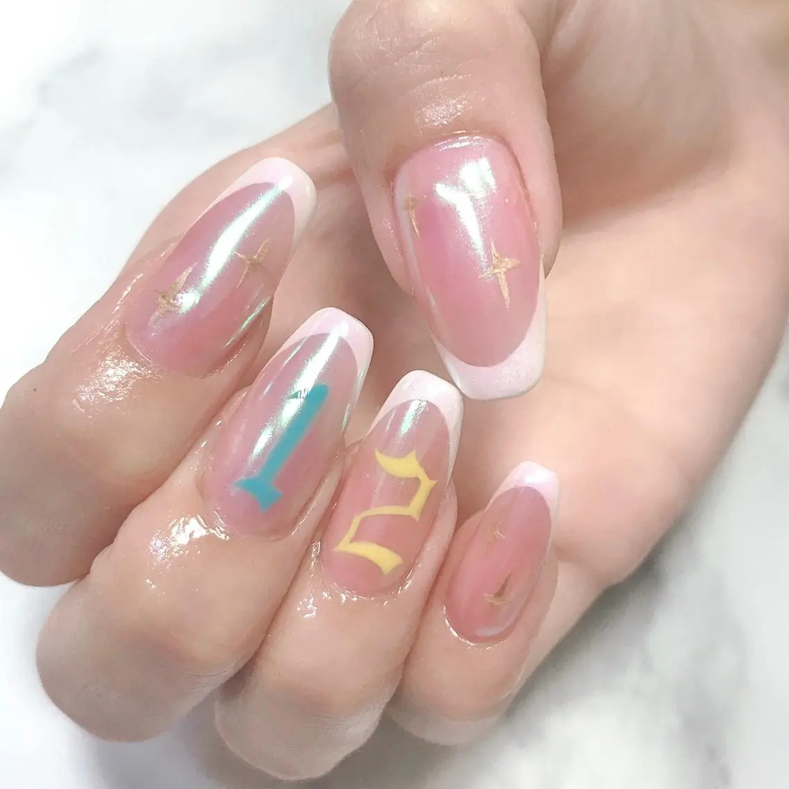 ネイル アートネイル オーロラネイル フレンチネイル ステラ marikominoのネイルデザイン