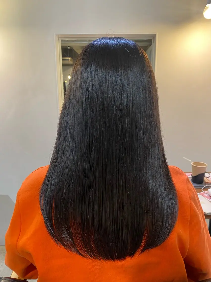 ロング カラー メンズカット attraitななかのヘアスタイル