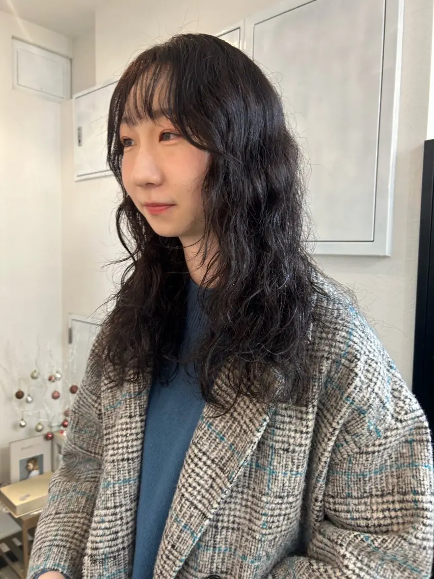 ロング パーマ カット パーマ トリートメント Yui. レイヤー/パーマのヘアスタイル