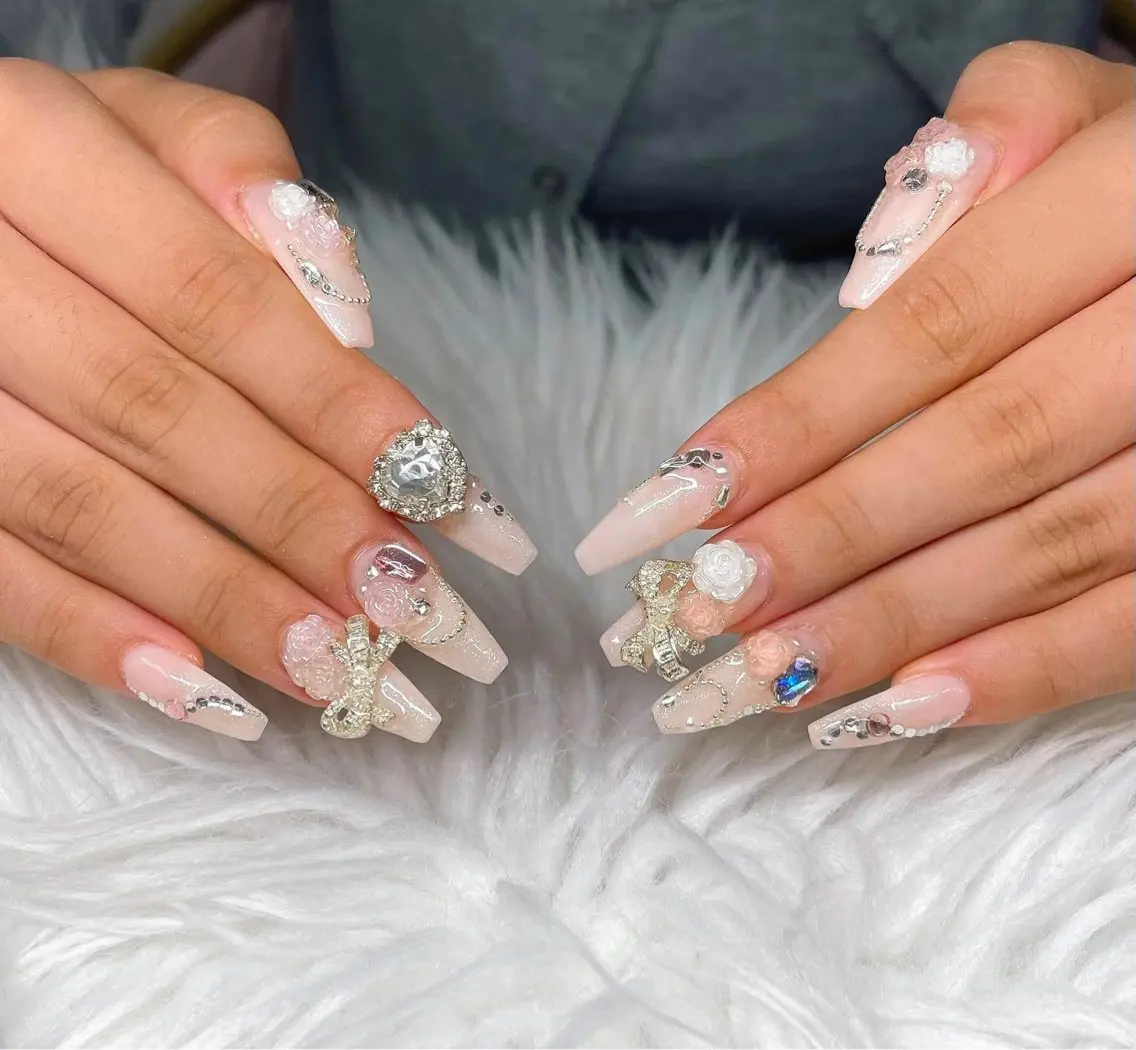ネイル 長さ出し グラデーション 卒業式 キラキラネイル マグネットネイル ハンドネイル Lee Nailsのネイルデザイン
