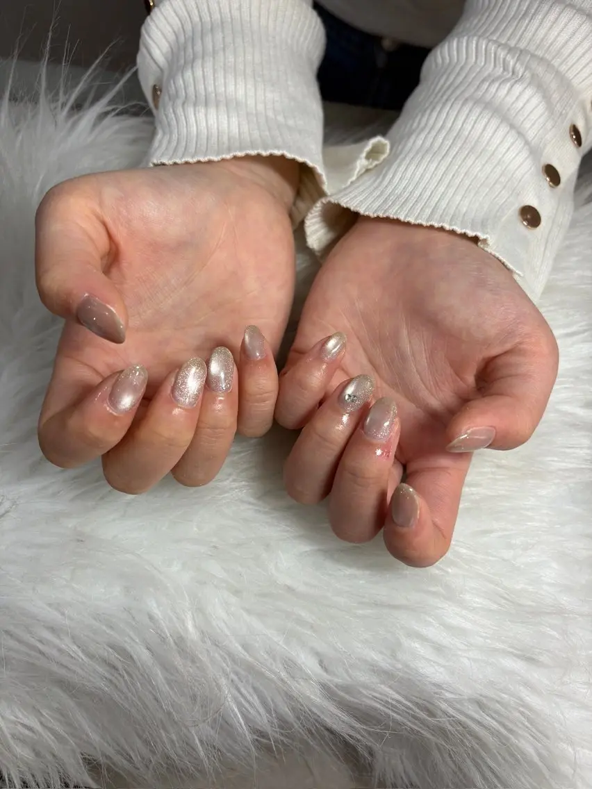 ネイル ハンドネイル LAVISH manaのネイルデザイン