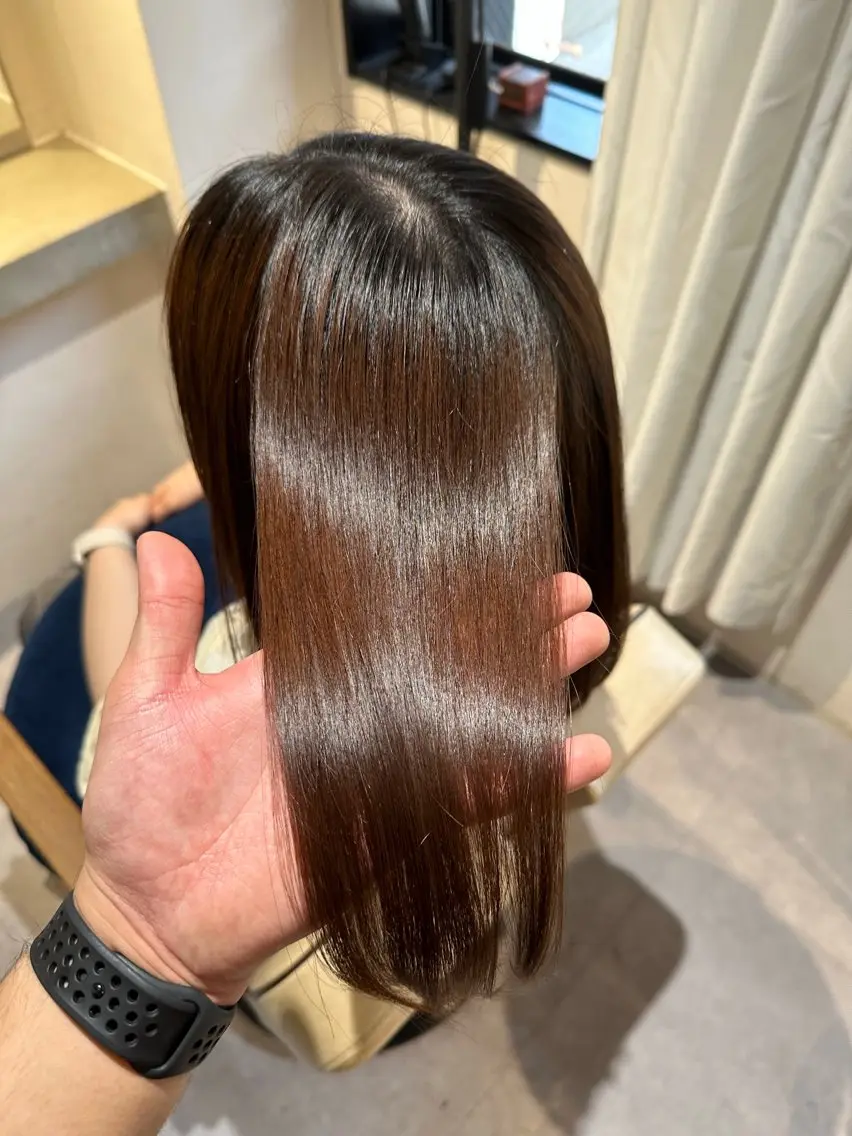 セミロング 縮毛矯正 トリートメント 必ず笑顔で帰っていた だきます!安田祐貴のヘアスタイル