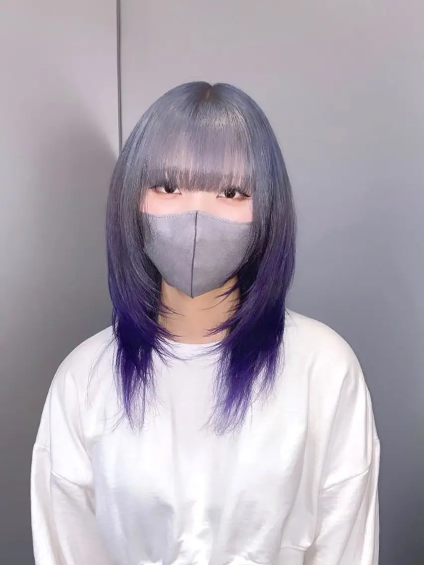 セミロング カラー パープルカラー シルバー レイヤーカット カット ヘアカラー トリートメント レイヤー/ブリーチ/ エクステ💫ひかるのヘアスタイル