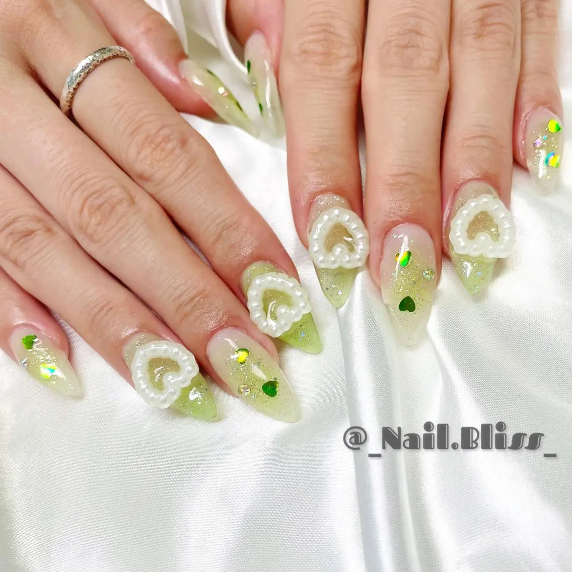 ネイル ハンドネイル NAIL BLISSのネイルデザイン