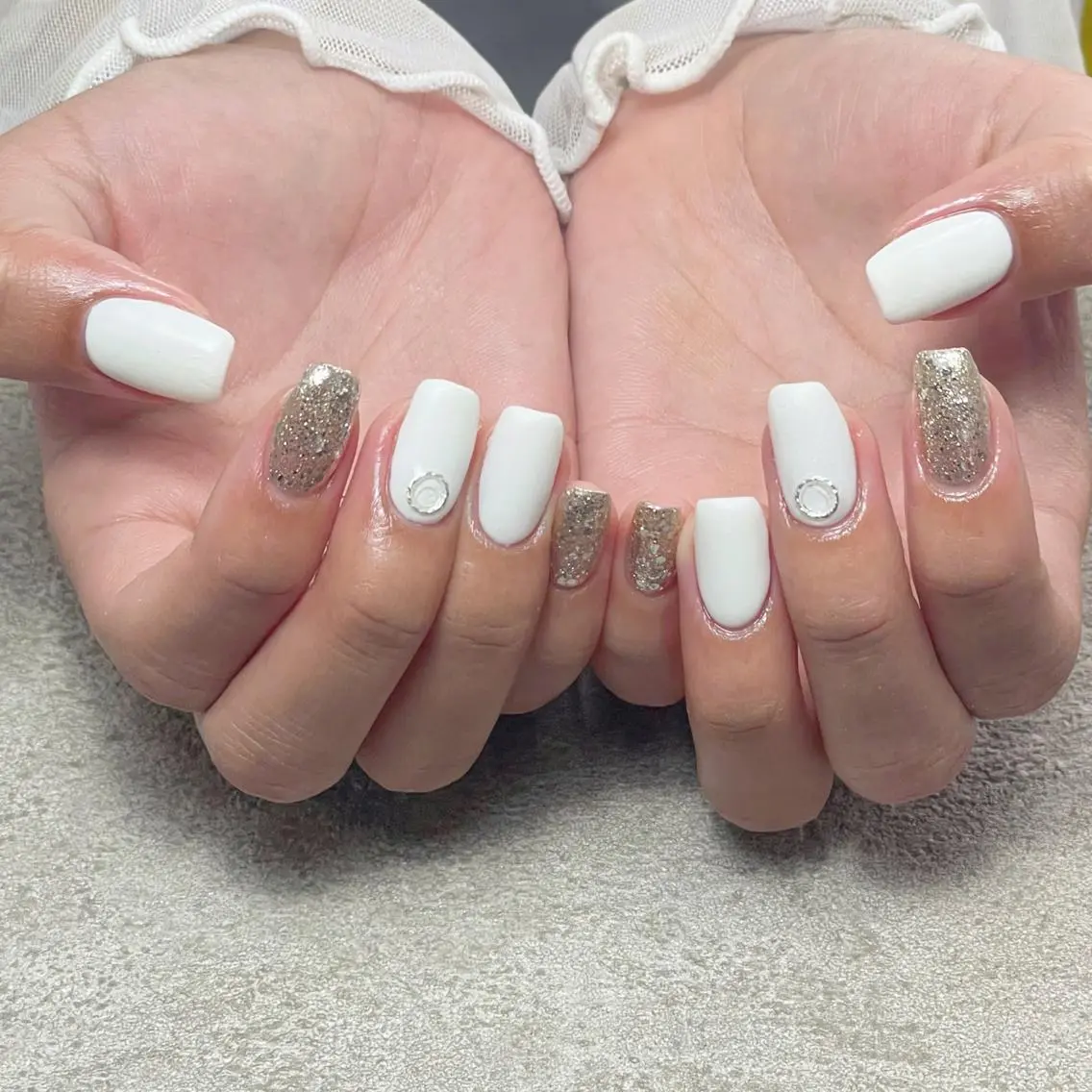 ネイル マットネイル ハンドネイル nailroom DIASOMNIAのネイルデザイン