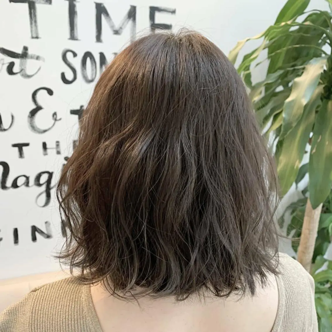 ミディアム カラー Luana. 細澤のヘアスタイル