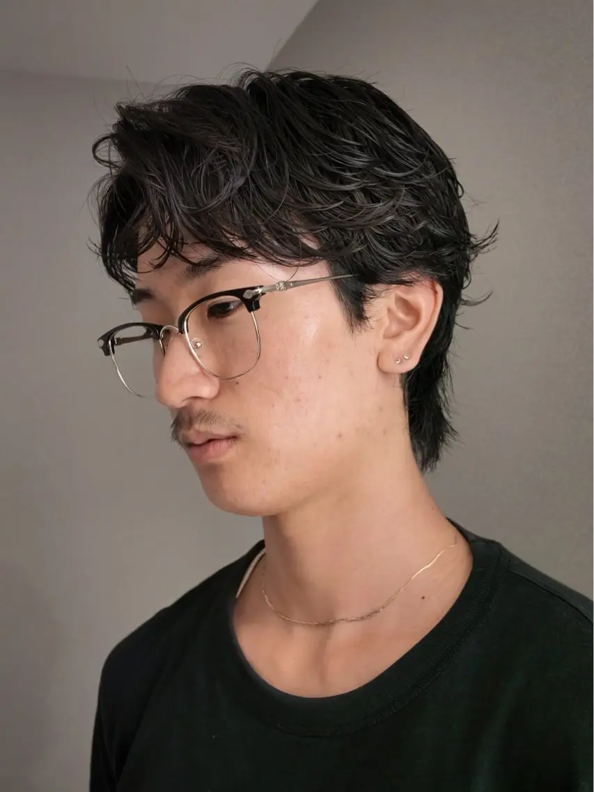 ショート パーマ メンズ センターパート フェザーパーマ マッシュ メンズパーマ くせ毛 カット パーマ センターパート特化 井上健太のヘアスタイル