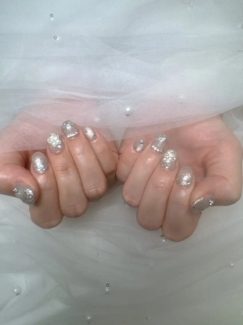 ネイル チークネイル ジェルネイル キラキラネイル 韓国ネイル 持ち込み Queeens nailのネイルデザイン