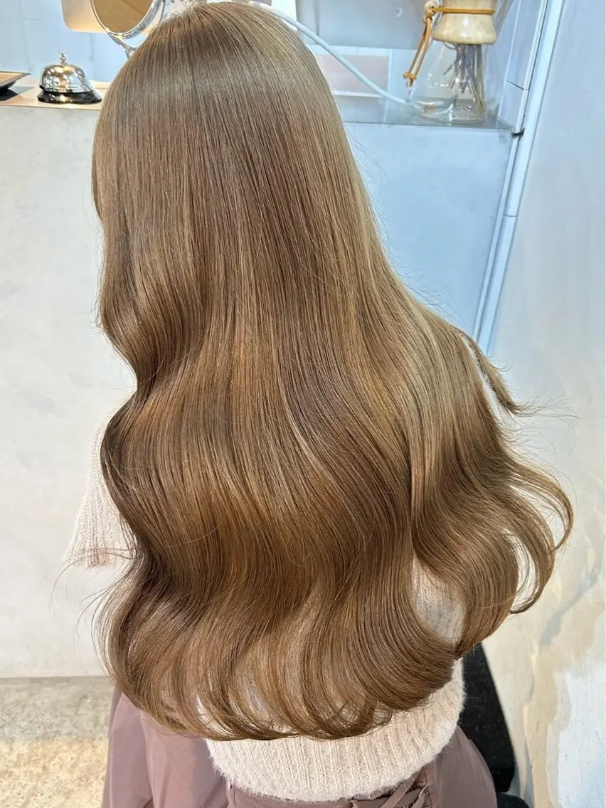 ロング カラー マナ /透明感カラー🩰のヘアスタイル