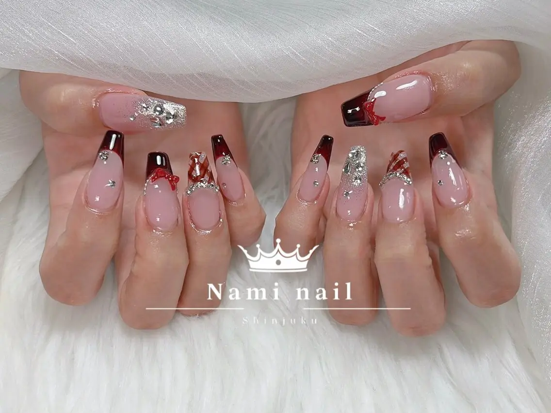 ネイル 長さ出し ガーリー 韓国ネイル ロングネイル 持ち込み ハンドネイル Nami nail salonのネイルデザイン