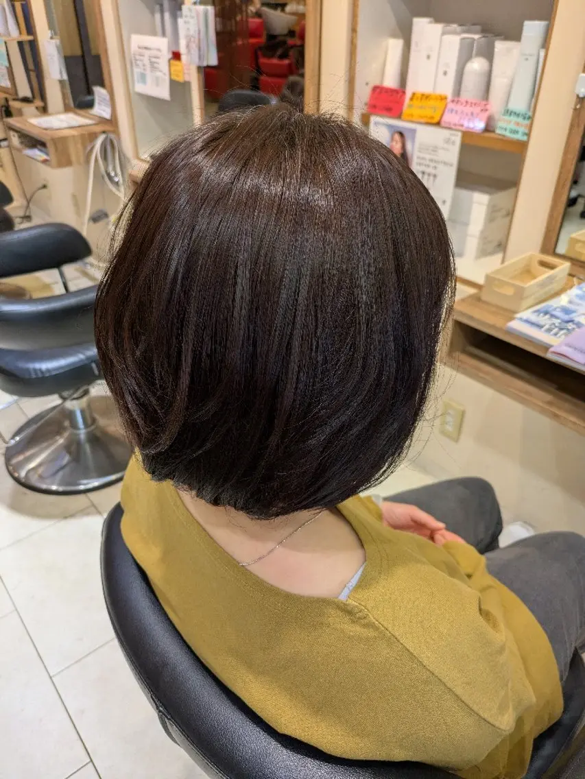 ミディアム ボブ 塚原 友紀子のヘアスタイル