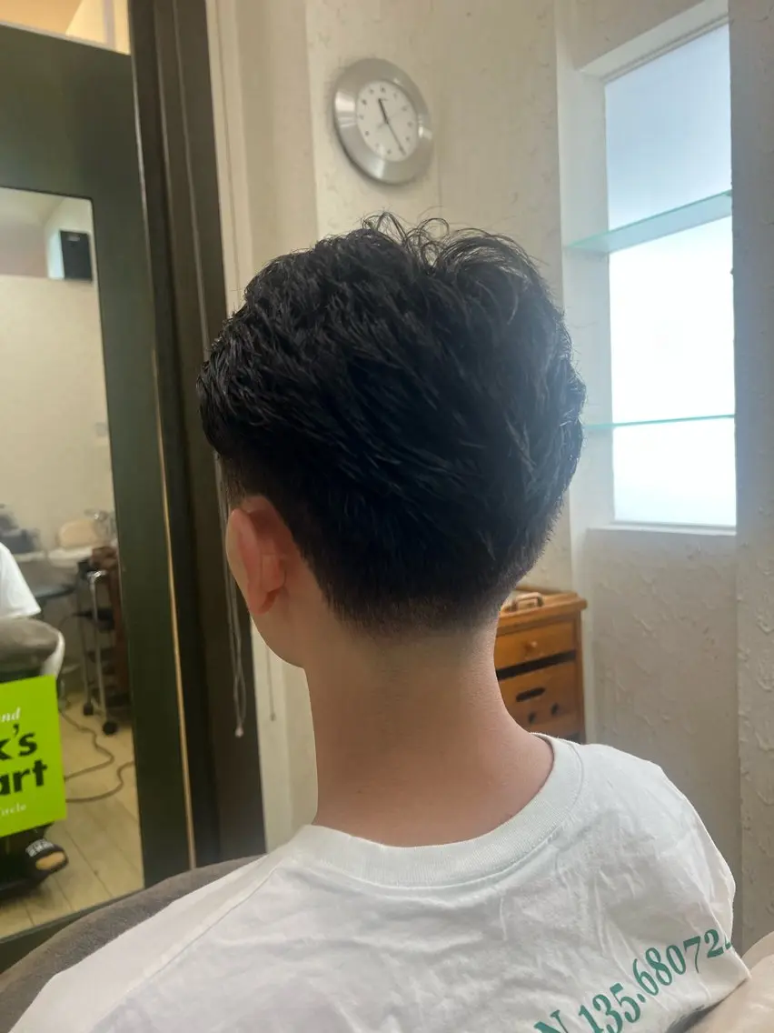ショート メンズ カット 奥田 勝亮のヘアスタイル