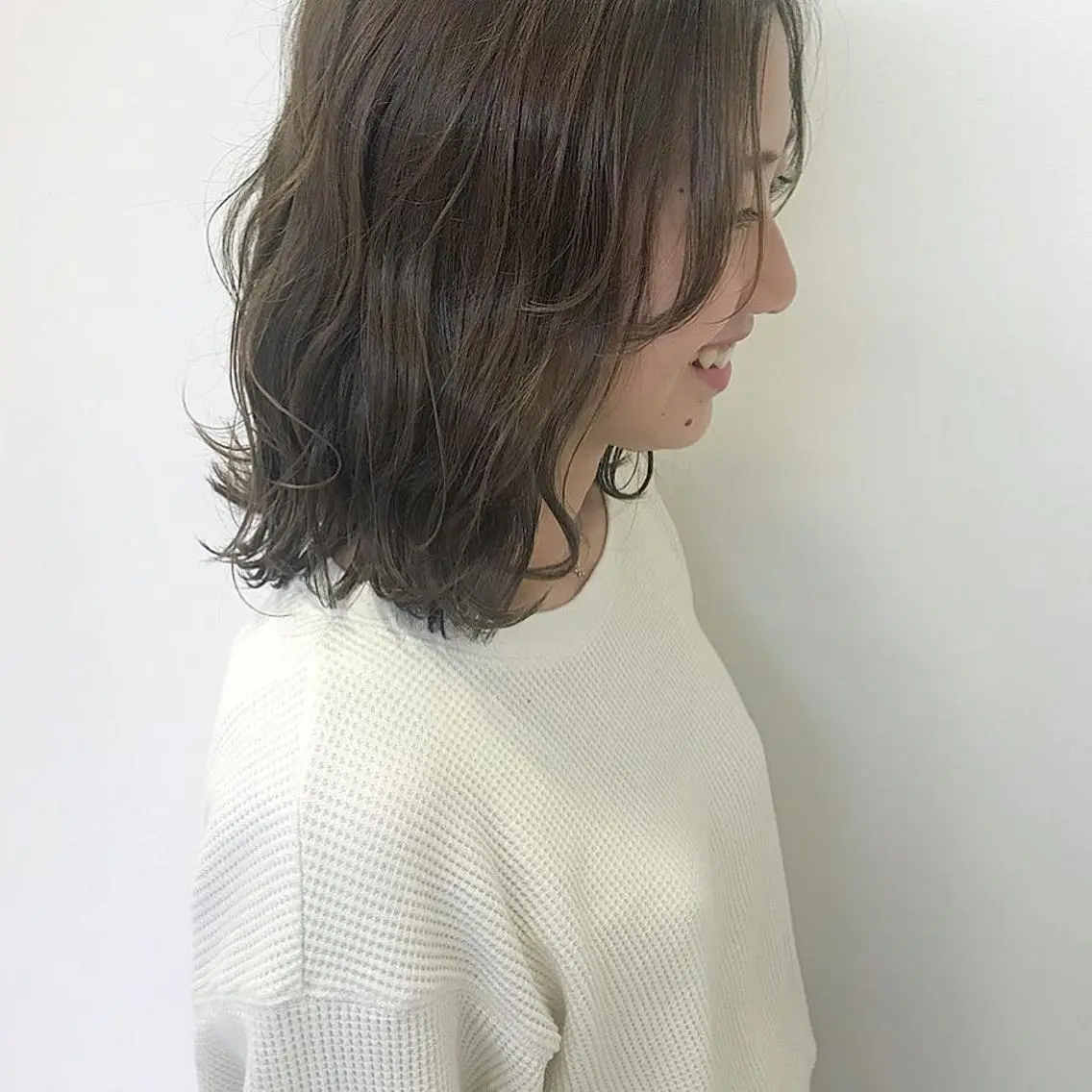 ミディアム ヘアカラー トリートメント riho/レイヤー/ ハイトーン/ブリーチのヘアスタイル