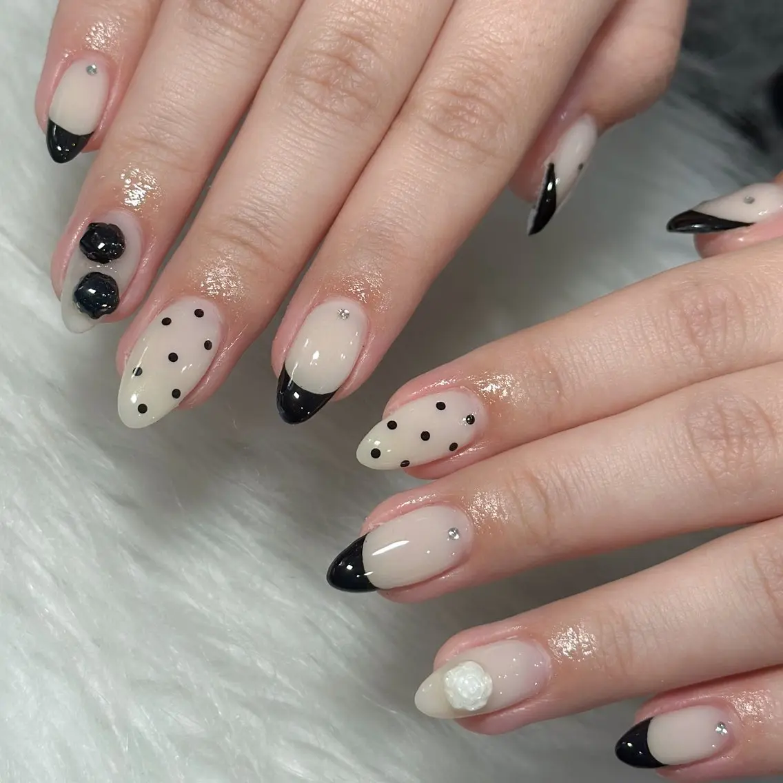 ネイル ハンドネイル フットネイル LAVISH nanamiのネイルデザイン