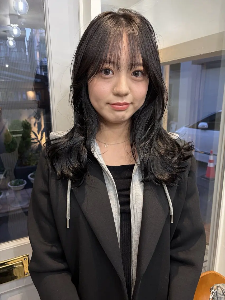 セミロング カラー ヘアカラー トリートメント 赤み消しカラー/ ナチュラル/トモキのヘアスタイル