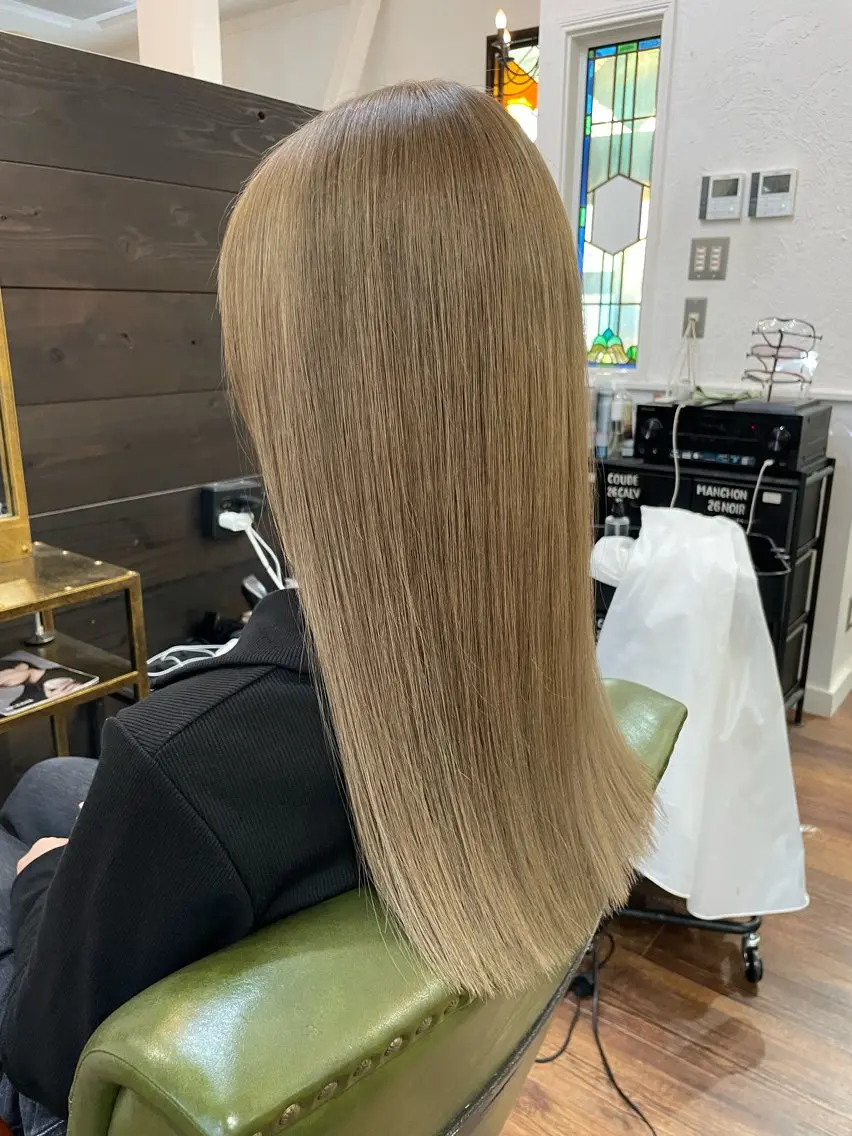 ロング ヘアカラー 下林 雅明のヘアスタイル