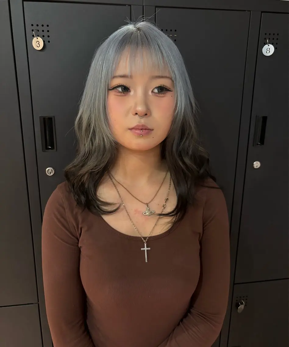 【超ダメージレス】エフェクトブリーチ使用、艶ハイトーン➕カット➕5stepトリートメント✨️の写真