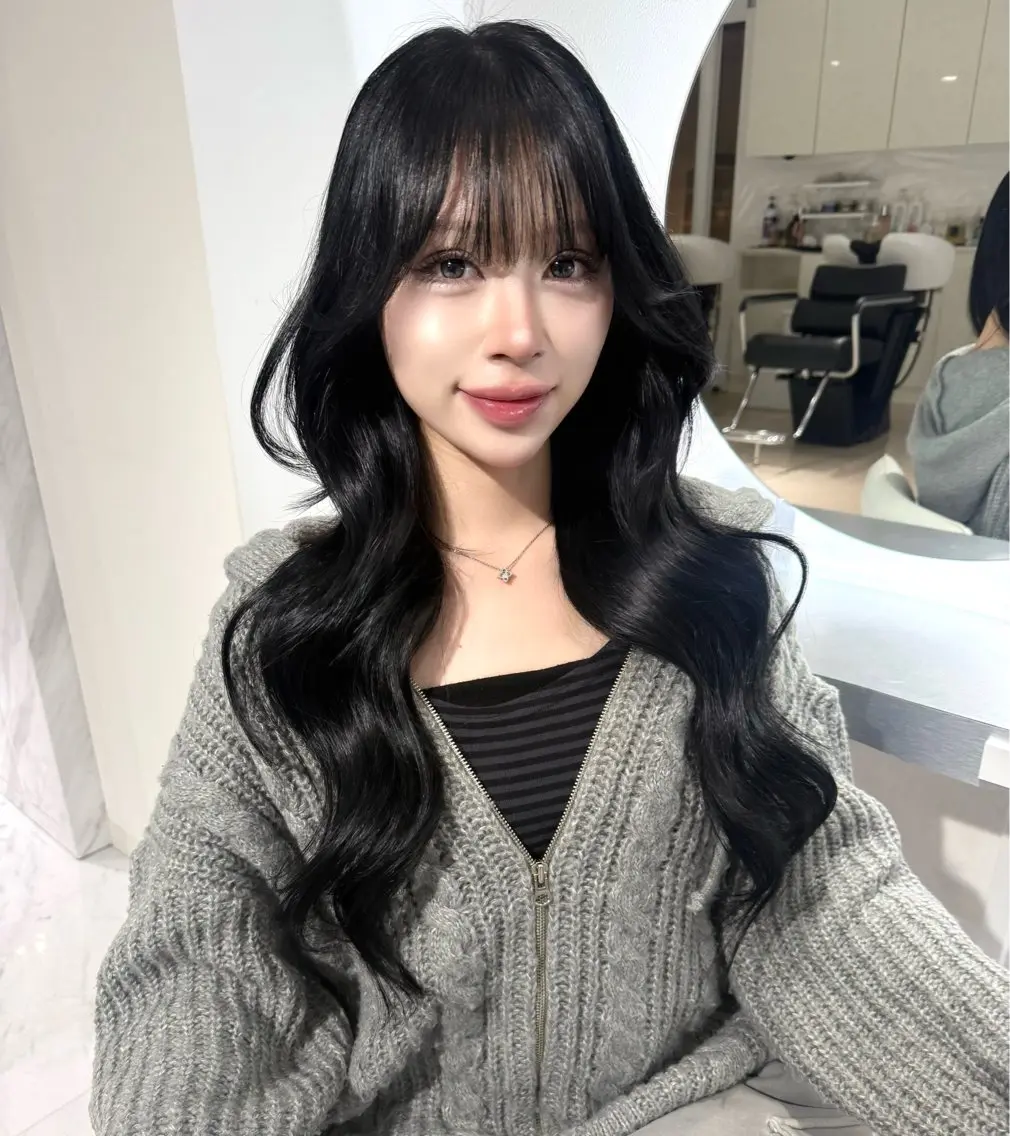 ロング カラー 透明感カラー くびれヘア エクステ ヨシンモリ レイヤーカット レイヤーカット🫧 🎀Tomoka🎀のヘアスタイル