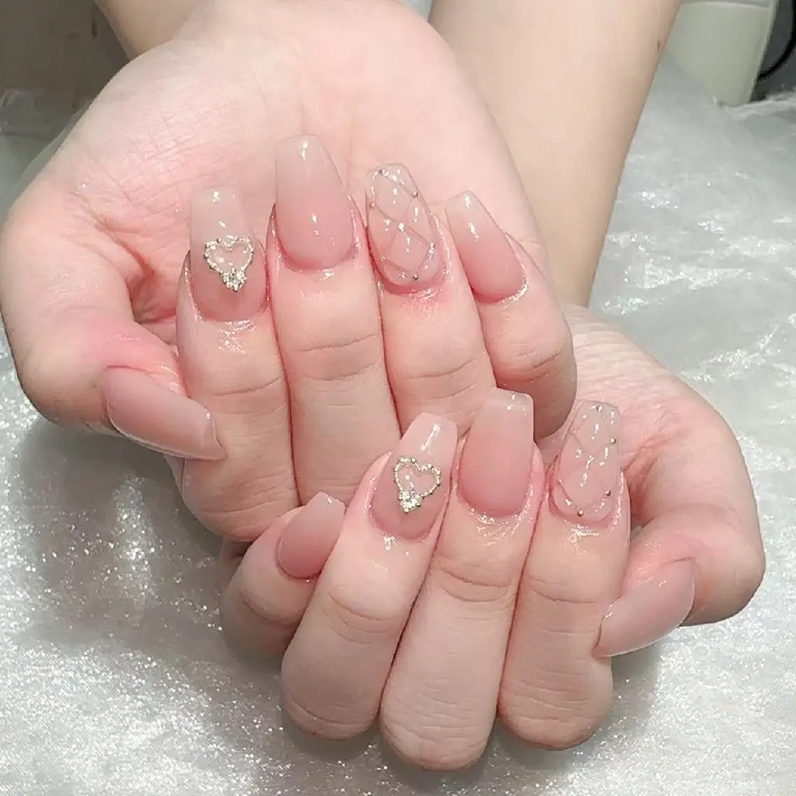 ネイル ハンドネイル Queens みなみのネイルデザイン