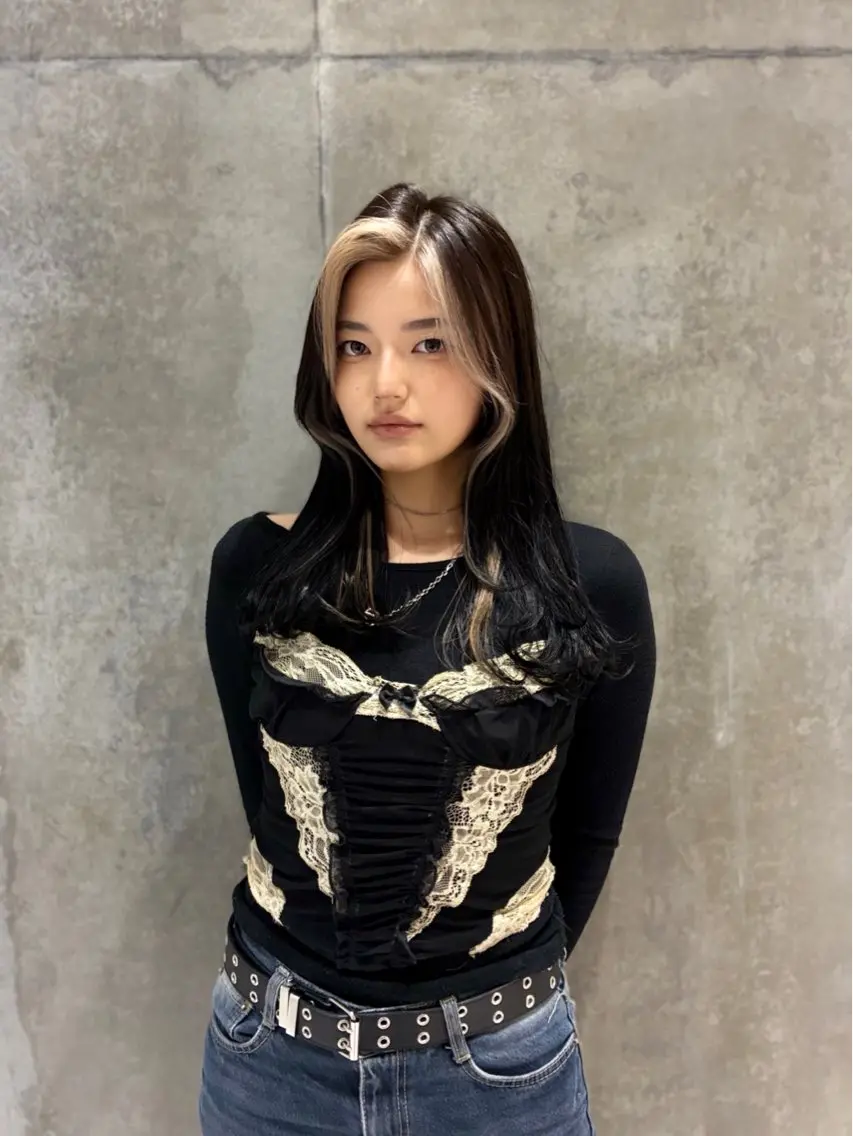 ロング カラー カット ヘアカラー トリートメント 篠江 廉のヘアスタイル