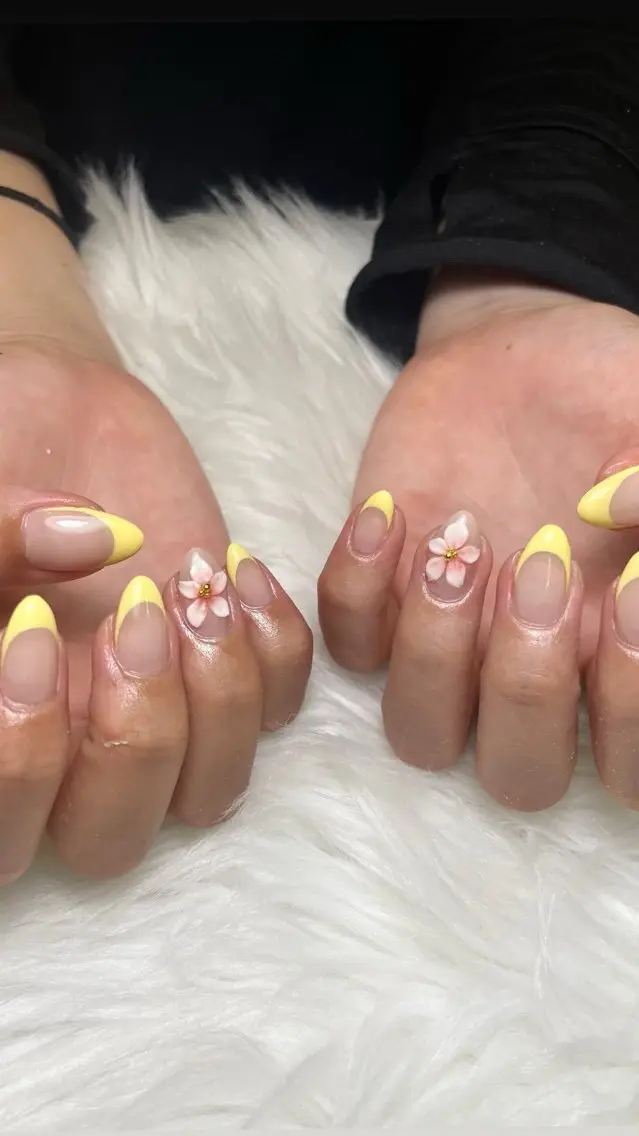 ネイル ハンドネイル SunnyRoa aguri ୨୧˖*のネイルデザイン