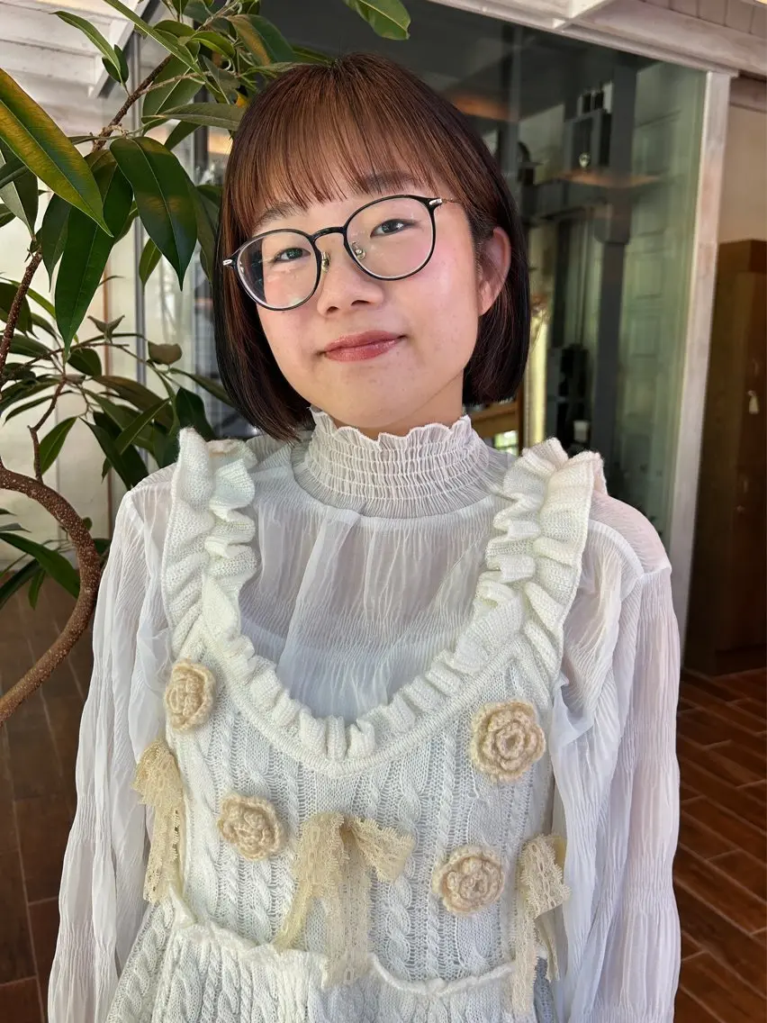ミディアム カラー ミディアムパーマ 髪質改善 韓国風ヘア 縮毛矯正 ヘアカラー 西 優衣奈のヘアスタイル
