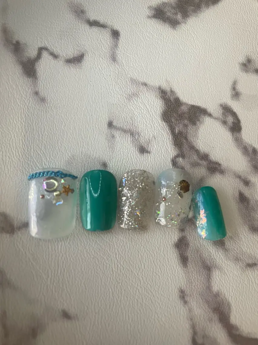ネイル フラッシュネイル ジェルネイル グリーン NAIL★M 真紀のネイルデザイン