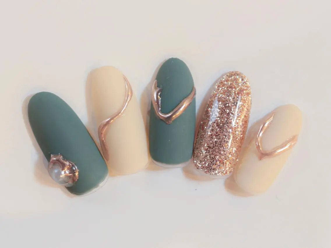 ネイル マットネイル Protea ❁⃘*.ﾟ清家 美穂のネイルデザイン