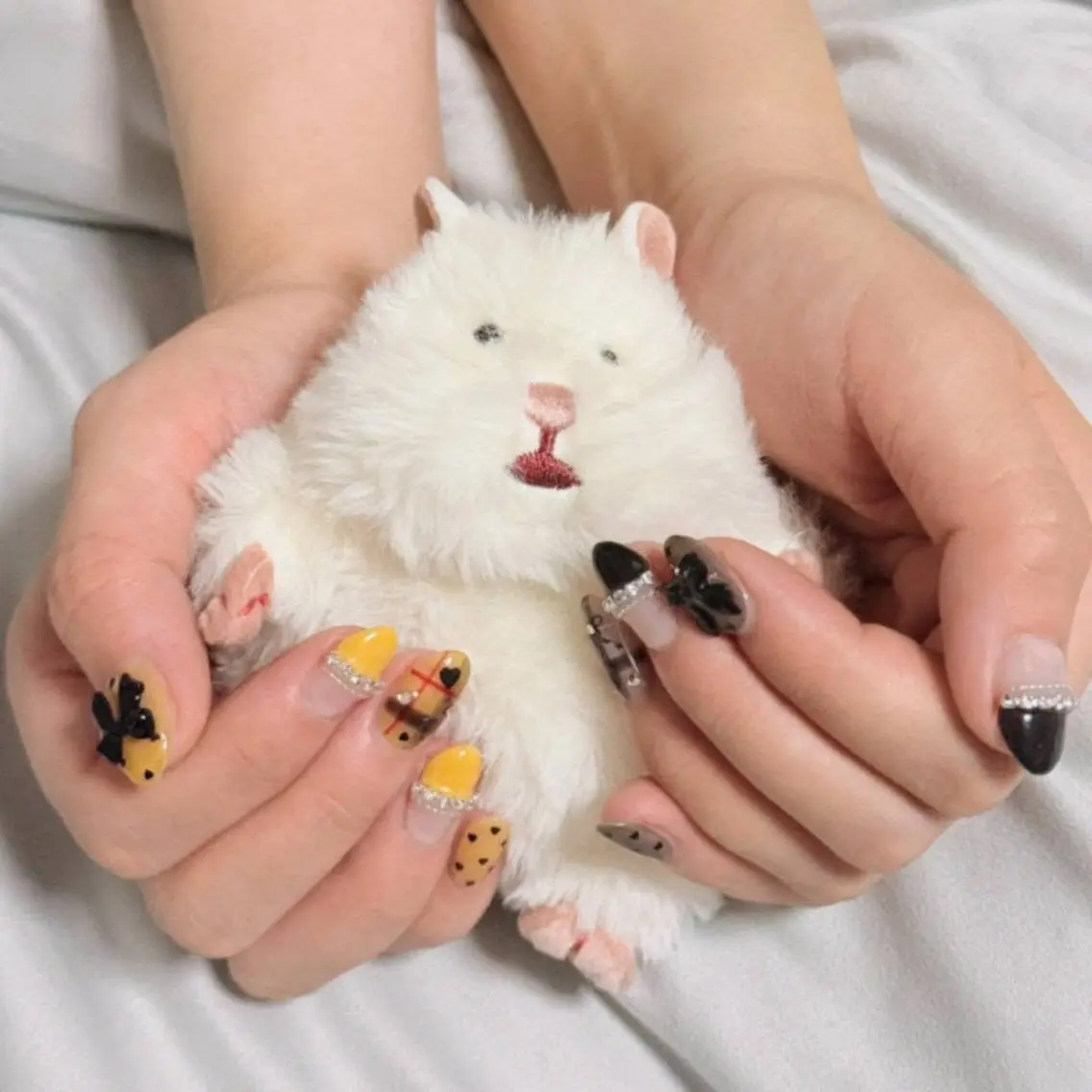 ネイル Minou. (ミヌー)のネイルデザイン